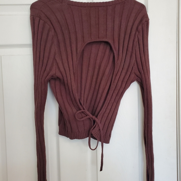 Open Back Sweater - Picture 2 of 5